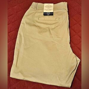 NWT St. John's Bay Women’s Capri Mid Rise 6